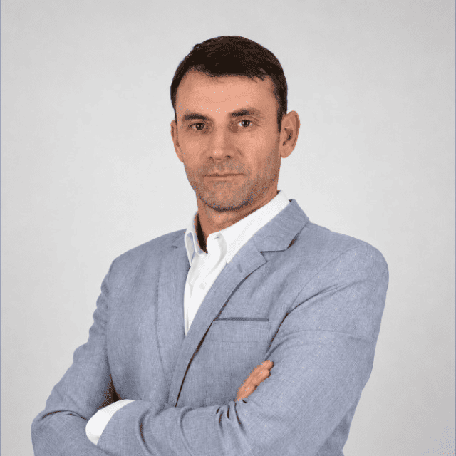 Leandro Vargas